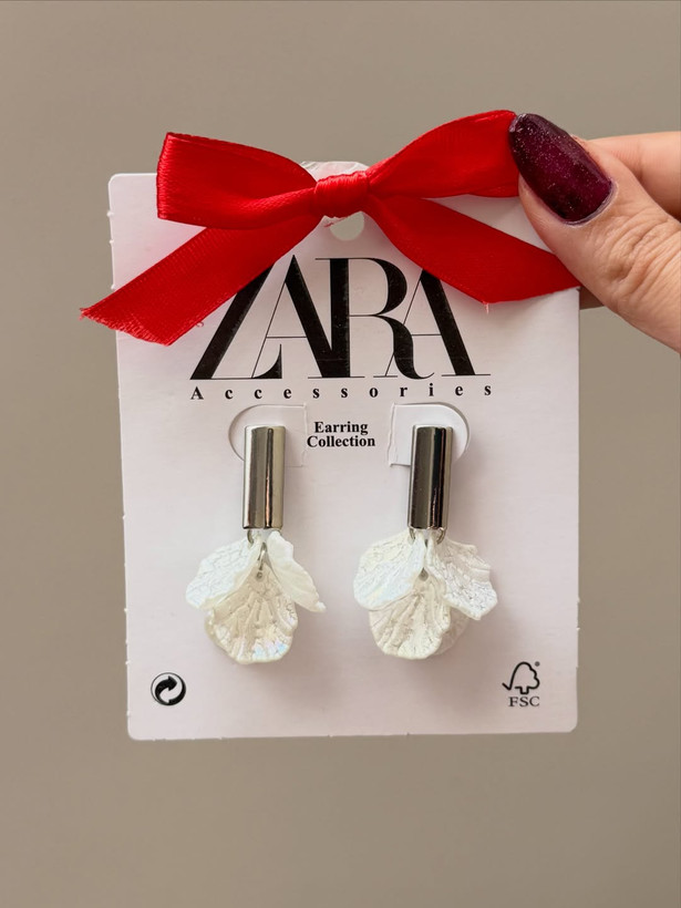 کالکشن گوشواره ZARA سفید