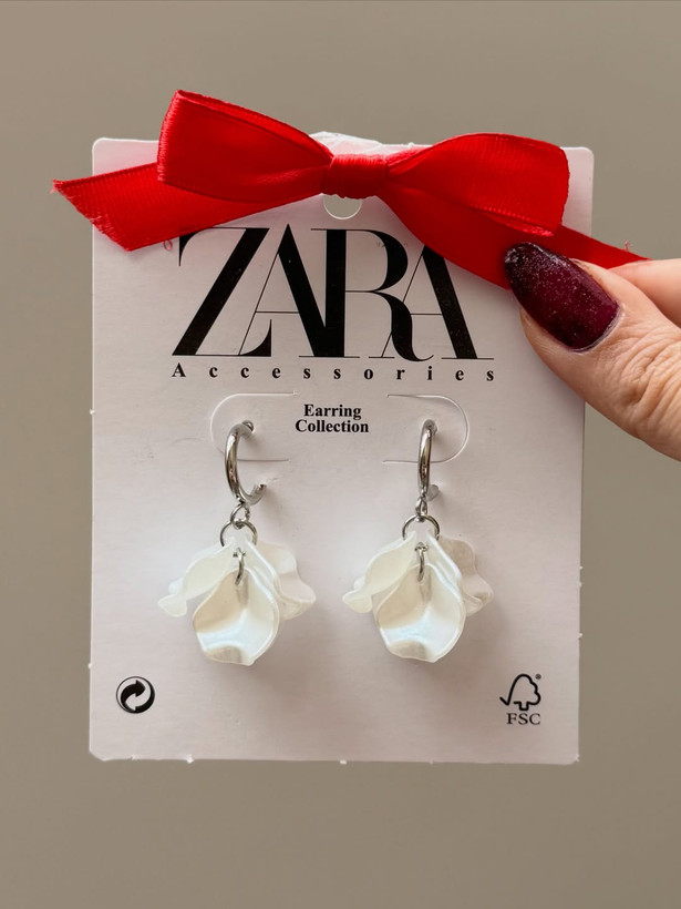 کالکشن گوشواره ZARA سفید