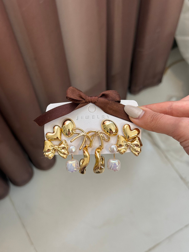 پک گوشواره اقتصادی طلایی
